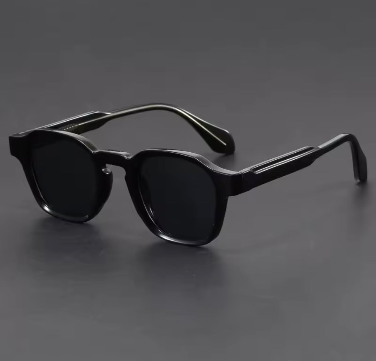 CAXT - OFFSCENE Signature Sunglasses