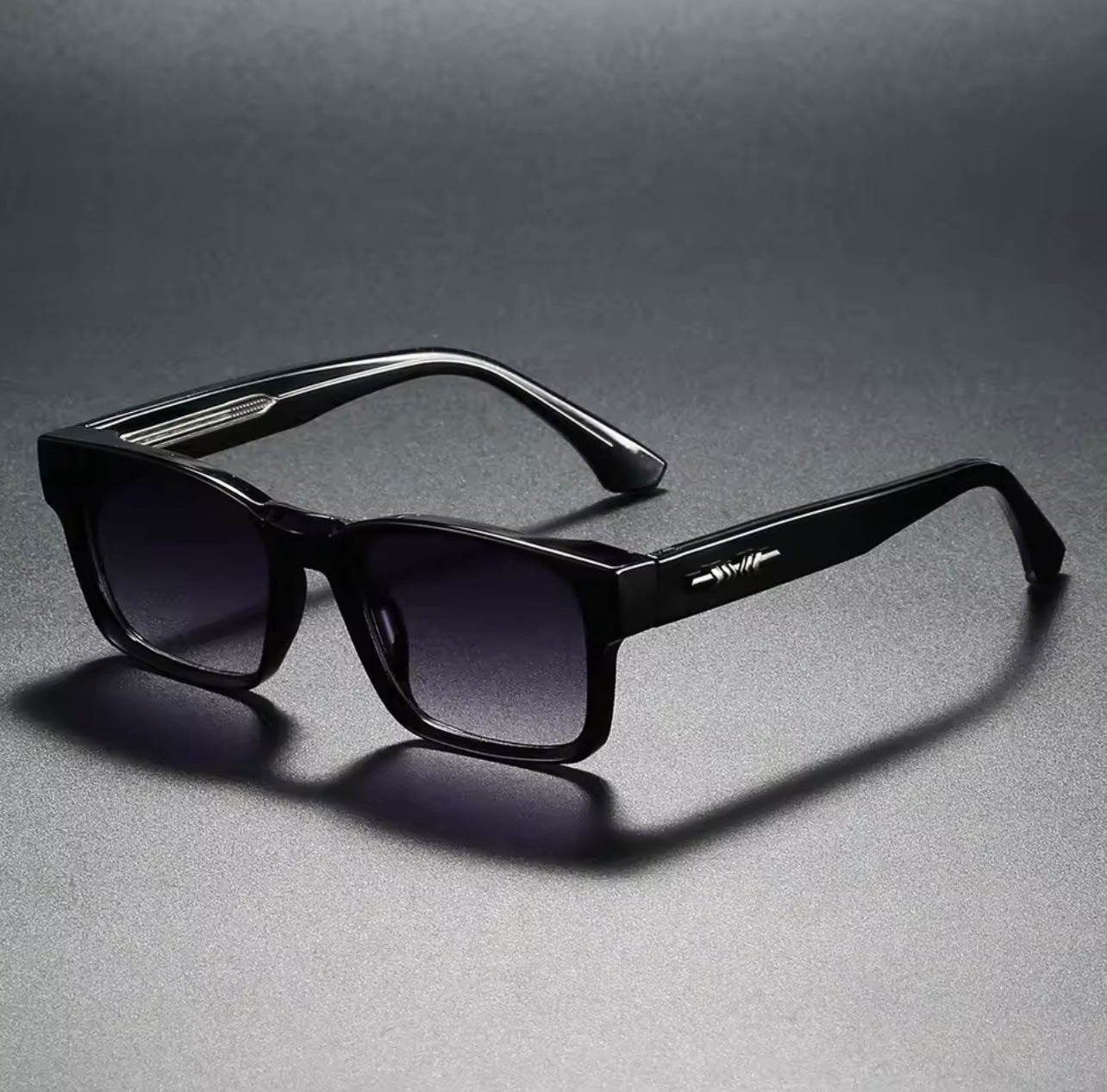 SAXT - OFFSCENE Signature Sunglasses