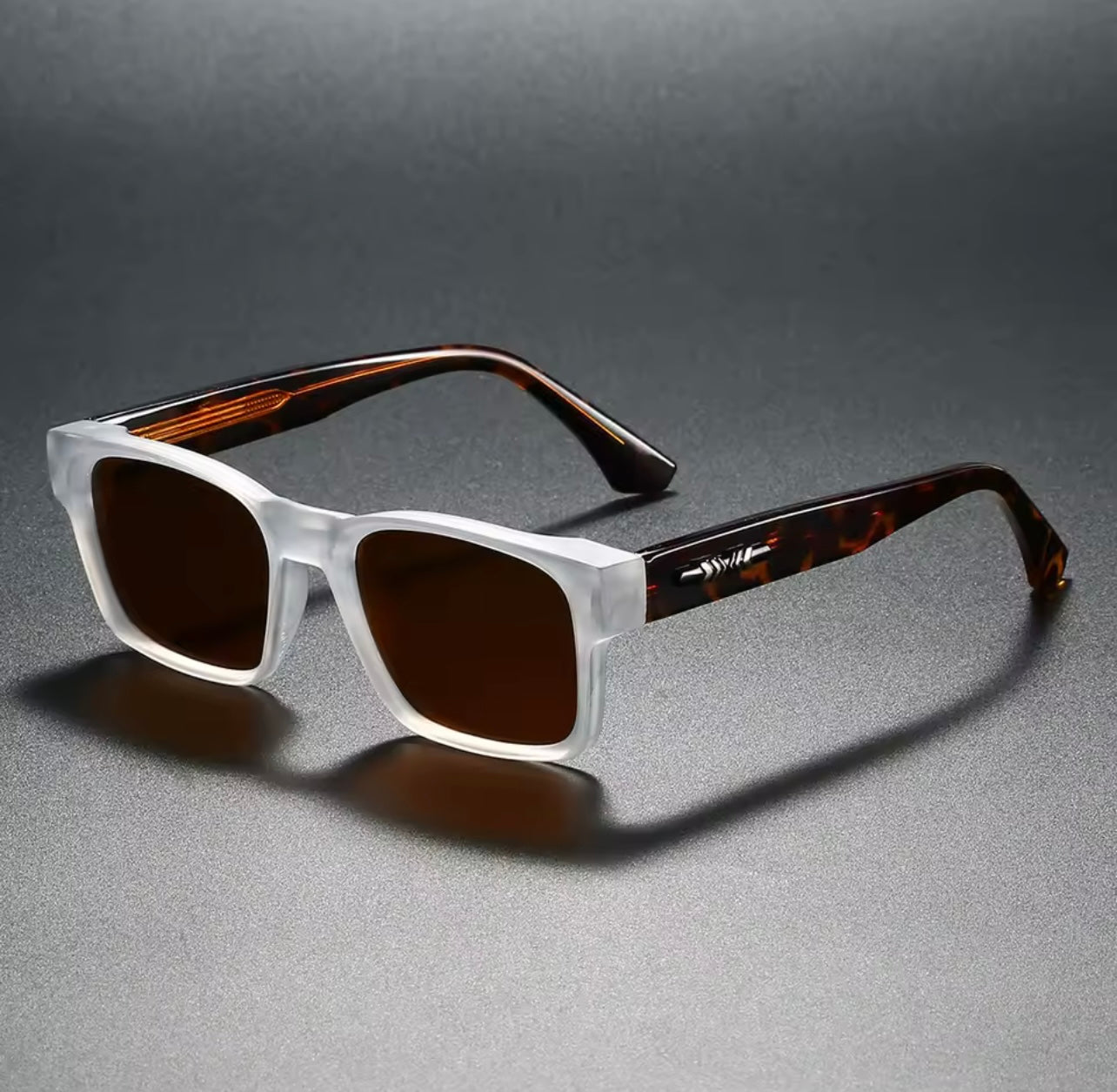 SAXT - OFFSCENE Signature Sunglasses